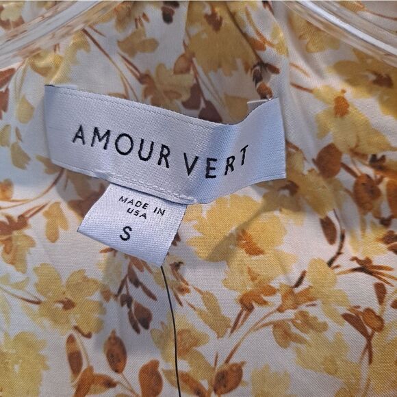 Amour Vert Shara Ecovero Top Size Small NWT - Picture 6 of 9